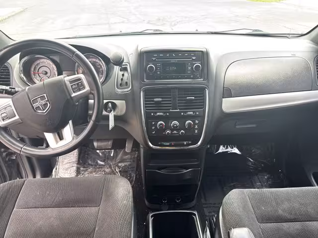 2015 Dodge Grand Caravan - 2C4RDGBG1FR517840 - Image #15