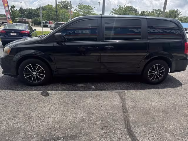 2015 Dodge Grand Caravan - 2C4RDGBG1FR517840 - Image #6